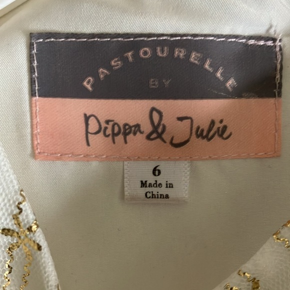 Gold foil dress with fur bolero - Picture 6 of 6